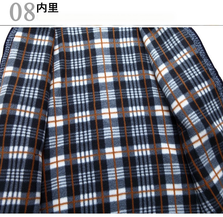 4689949641_173018138