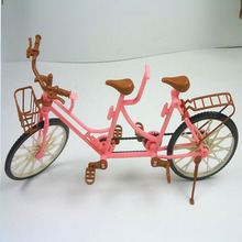 兒童娃娃配件 雙人座大自行車，雙座位腳踏車，玩具單車過家家75g