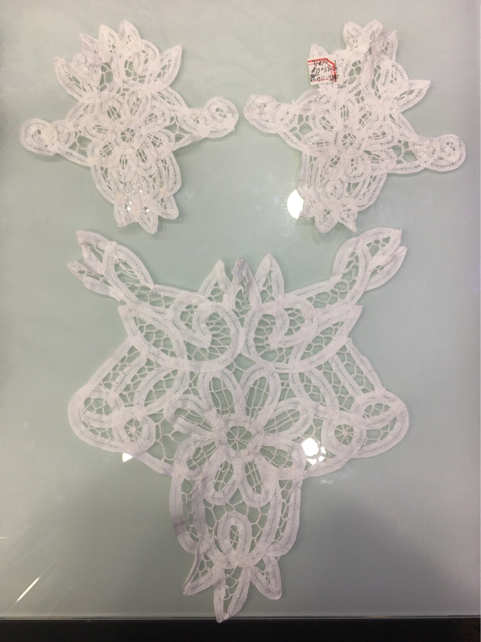 厂家直销手摇花边胸花绣子整套手工纯棉