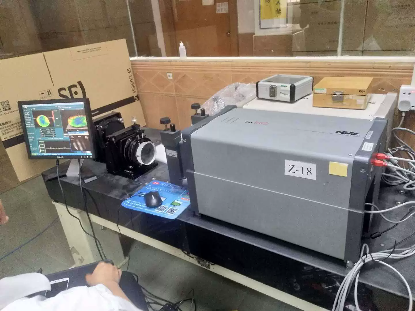 Подержанный Американский интерферометр zygo цилиндрический интерферометр с компьютерным монитором