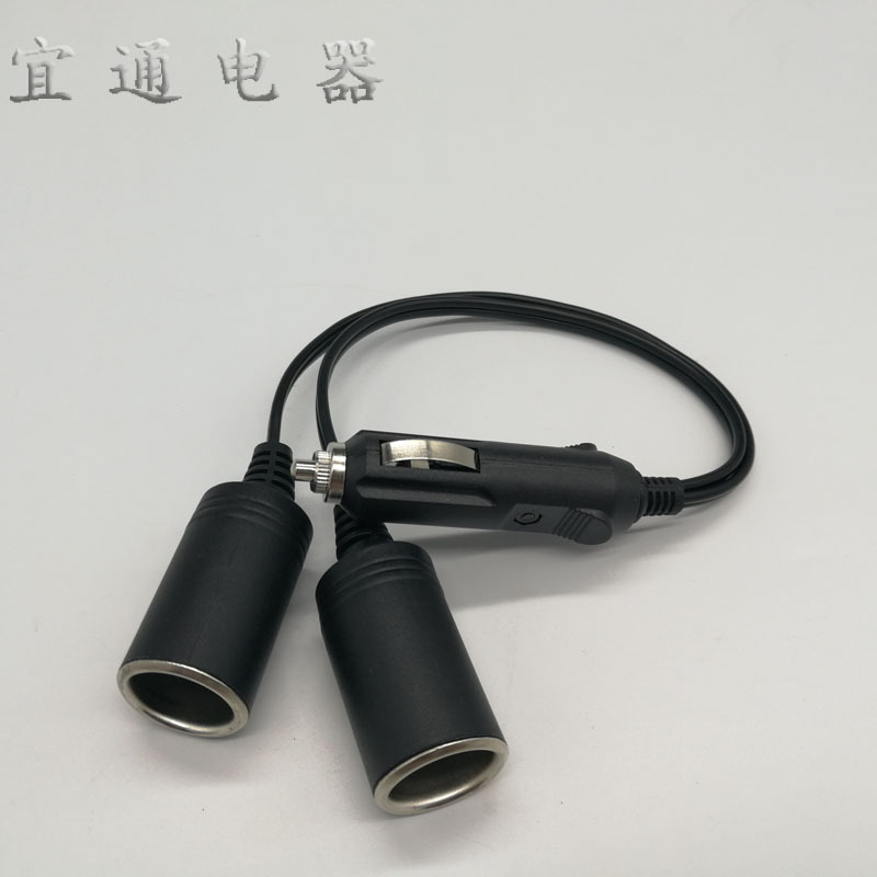 Car cigarette lighter One Trailer Two high-power Bakelite The cigarette lighter One of two Vehicle charging Female The cigarette lighter Female