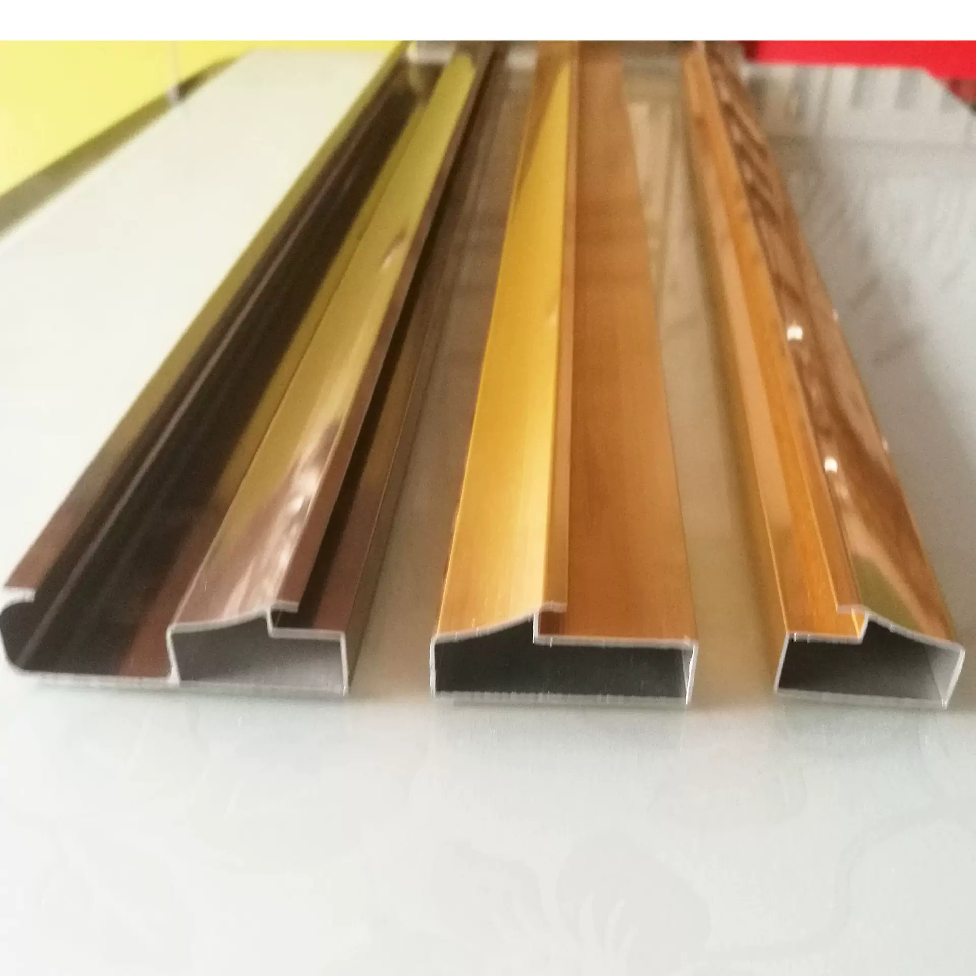 五金配件橱柜铝型材拉手 镜框相框等配件  厂家直销生产铝材