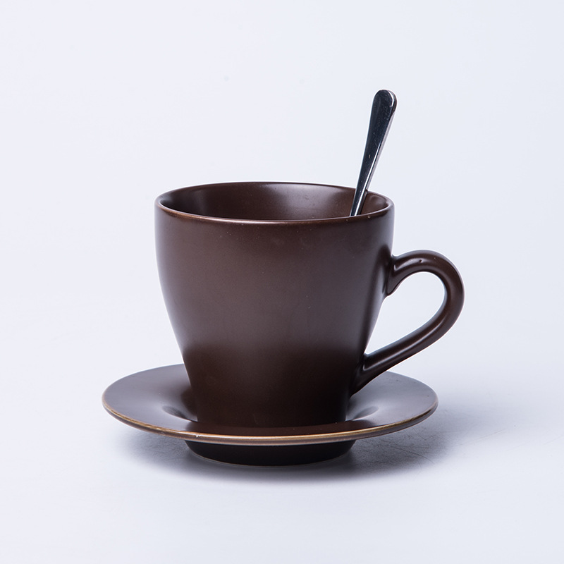 Taza de cerámica creativa taza de agua taza de moda simple taza de café caja de regalo conjunto de cuchara al por mayor