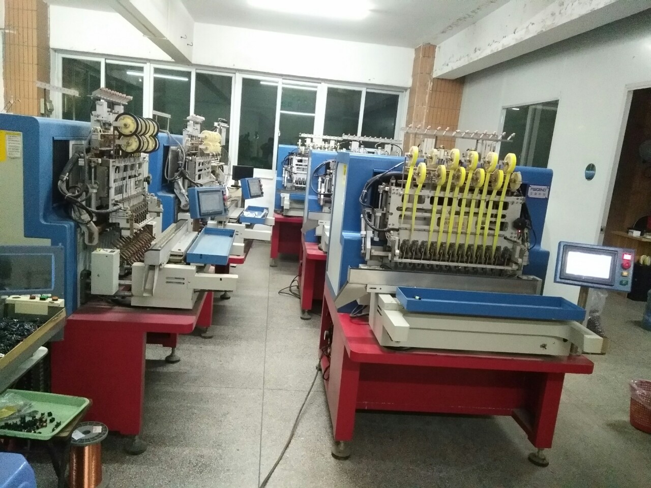 大量回收变压器全自动绕线机   气泵水阀 电池阀线圈全自动绕线机