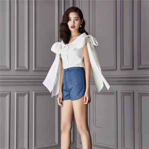 New Summer Shirt Collar Sleeveless Tie Butterfly Knot White Shirt  