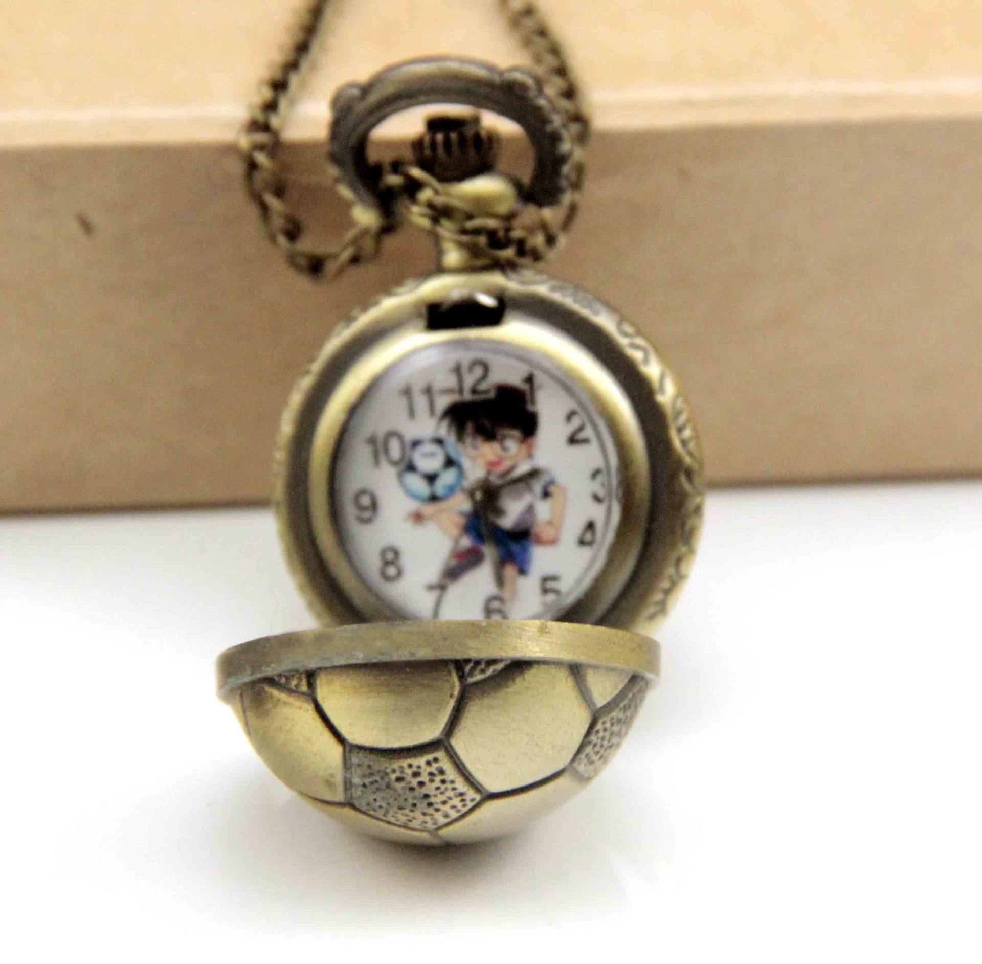 Anime pocket watch Anime peripheral retro pocket watch wholesale factory direct detective Conan football pocket watch Press