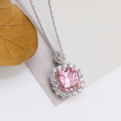 DZ024 Diamond-Encrusted Jewelry Princess Square Yellow Diamond Pendant for Women, Plated with Colorful Gold and Group Setting of Yellow Diamonds, Exquisite and Elegant Necklace