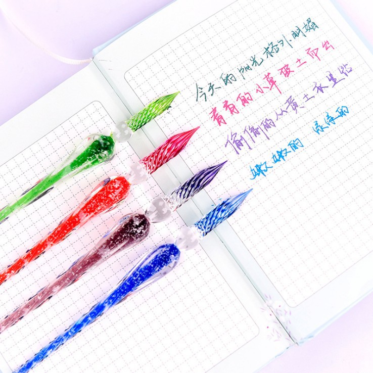 Directo de fábrica de color pluma luminosa de cristal DIP pluma caja de regalo traje firma pluma de cristal pluma regalo de negocios