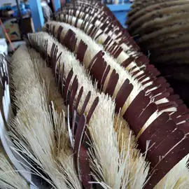 木工机械;工艺礼品加工;人造磨料