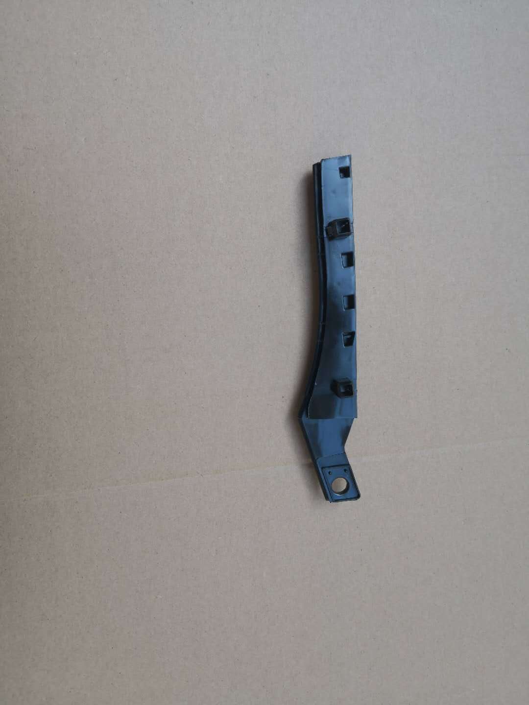 适用于启辰D50 R50前保险杠支架 前杠卡扣 卡子 吊耳 挂靠 挂钩