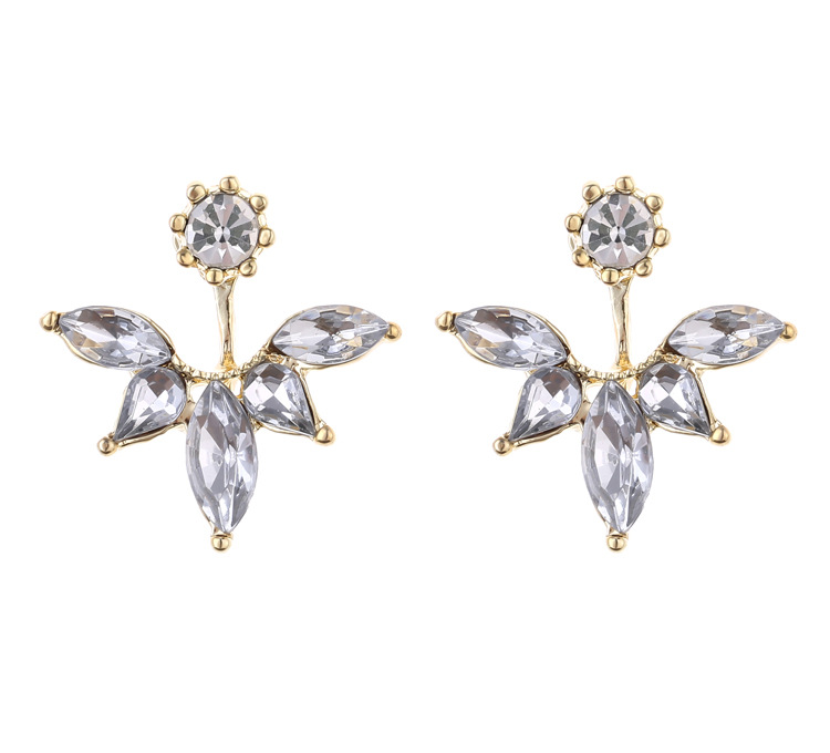 Labret stud lip piercing jewelry styling detail