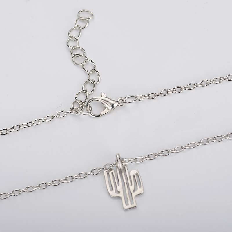 simple cactus necklace