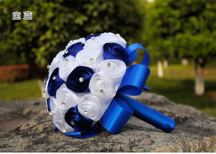 Wholesale of wedding supplies, including European, American and Korean style bridal and bridesmaid bouquets, bride throwing flowers, and simulated ribbon bouquets detail image 8