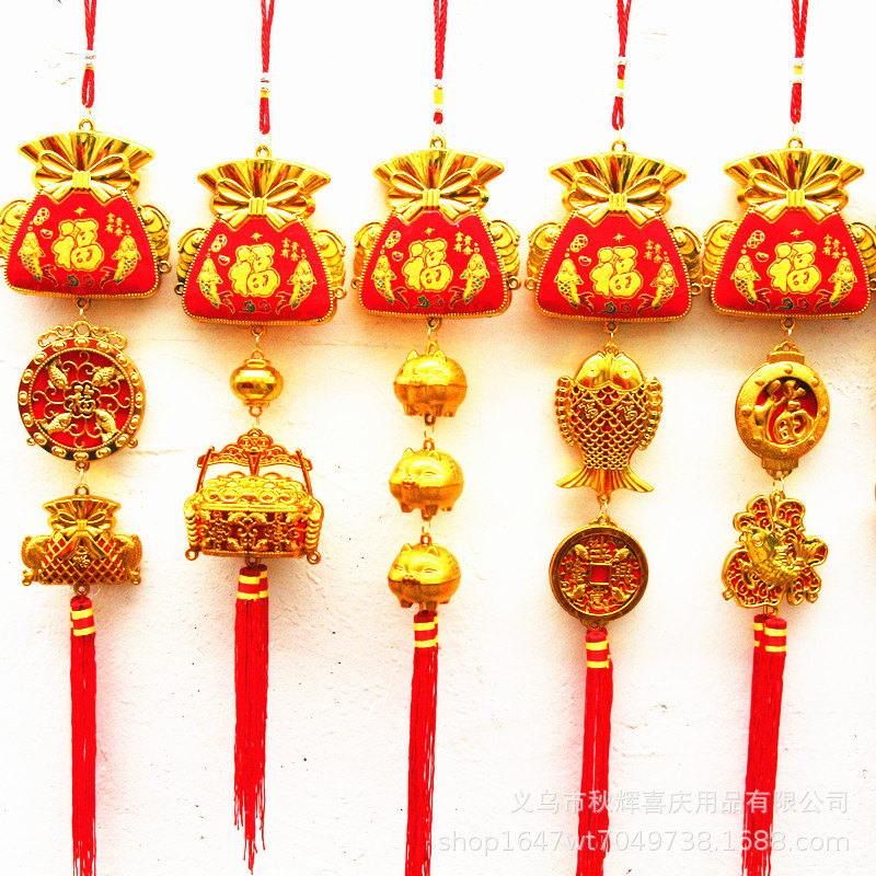 2019猪年烫金绒布福袋串鱼铜钱春节过年喜庆小挂件元宝大挂饰批发