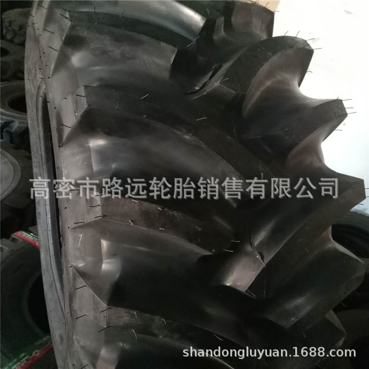 联合收割机轮胎 15-24 人字花纹 农用轮胎 14.9-24