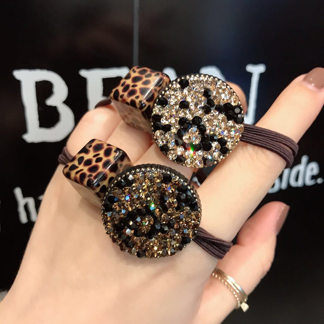 Korean Style Leopard Pattern Square Disc Full Diamond Hair Rope display picture 3