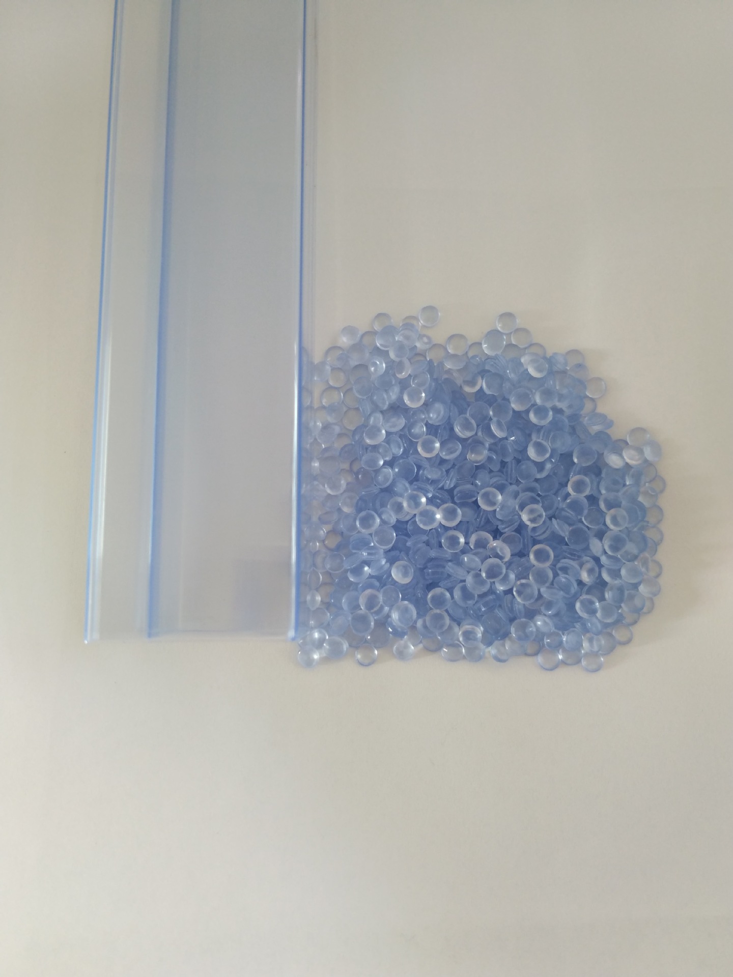 电子包装IC管挤出PVC塑胶料 挤出PVC胶料 挤出PVC原料 PVC塑胶粒