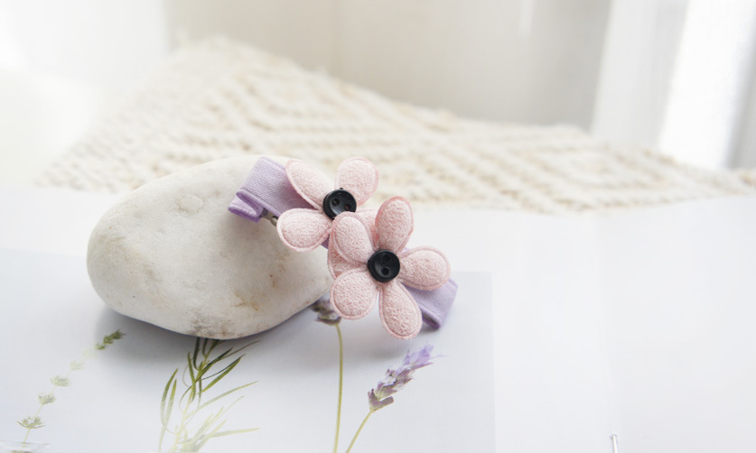 Fashion Simple Style Sweet Little Flower Korean Hairpin display picture 4