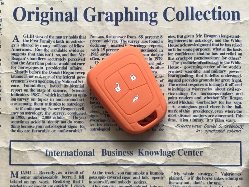 Suitable for Chevrolet Aveo Cruze Silicone Key Case Straight Type Special Car Remote Control Protective Cover Buckle