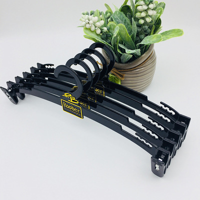 Manufactor Direct selling multi-function Plastic Bras Underwear rack couture non-slip Trouser clip Market Exhibition Underwear clip