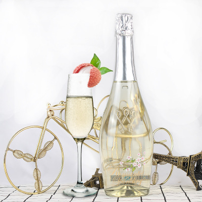 On behalf of red wine Wine Manufactor Direct selling Sparkling wine Group purchase lady Rum OEM Custom clearance wine