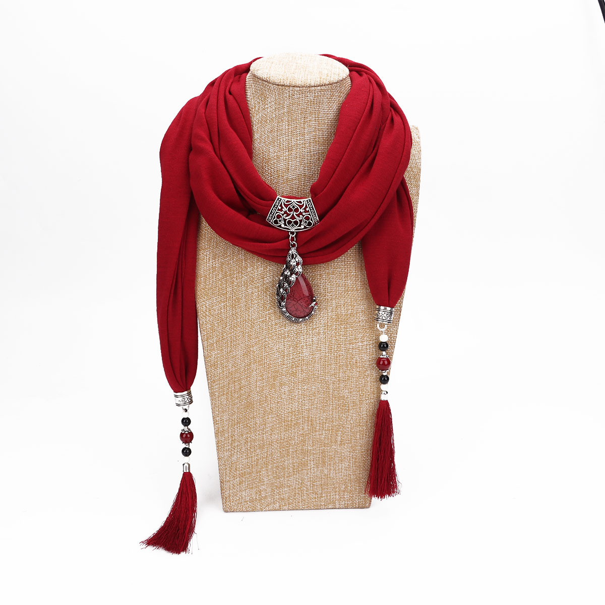 Women's Elegant Solid Color Cotton Tassel Scarf display picture 3