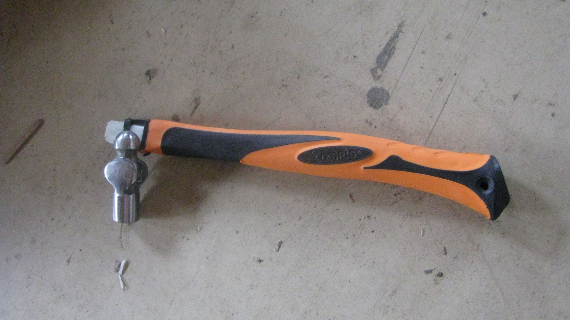 源头工厂供应新款手柄塑料柄黄黑色手柄圆头锤