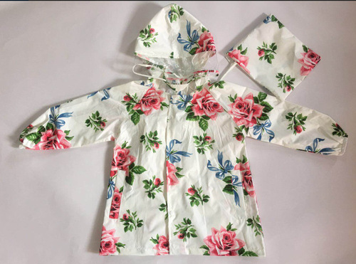Foreign order Korean fashion cute and beautiful girls sweet flowers big flower children's raincoat poncho elastic belt does not include tax