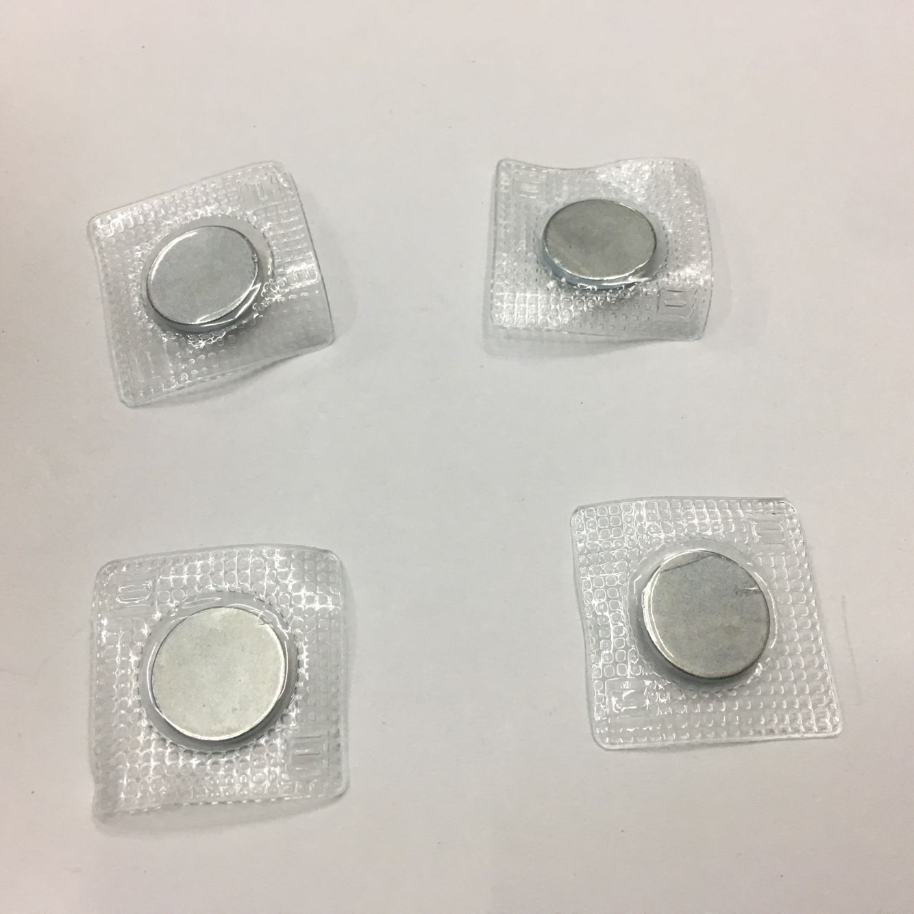厂家供应包胶磁铁强磁扣15*2双面包膜吸塑防水