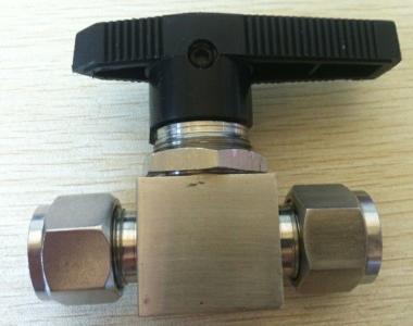 不锈钢高压10QB系列1/2"NPT内螺纹直通球阀