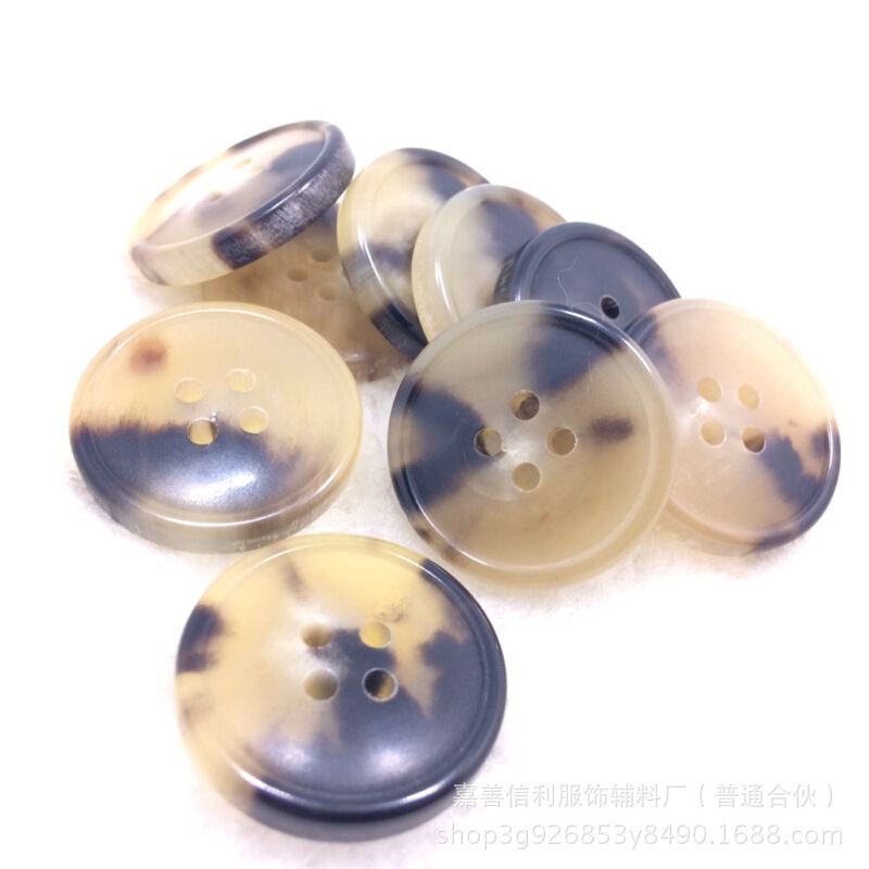 Manufacturer Supplies Natural Yellow Ox Horn Buttons, Nizi Jacket, White Buffalo Horn Buttons, Retro Style
