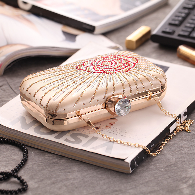 New Women's Dinner Bag Hot Drilling Clutch Bag Hard Box Small Square Bag Ladies Dress Bag display picture 8