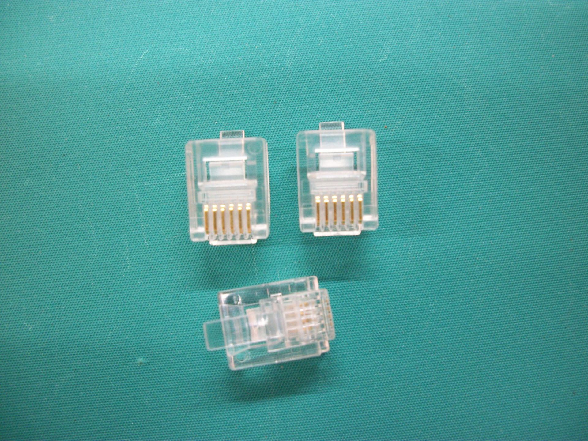 现货供应非屏蔽水晶头网络连接水晶头黄色注塑电脑宽带彩色连接头