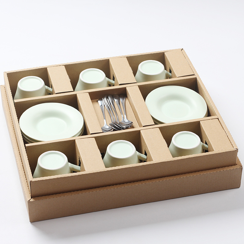 Taza de cerámica creativa taza de agua taza de moda simple taza de café caja de regalo conjunto de cuchara al por mayor