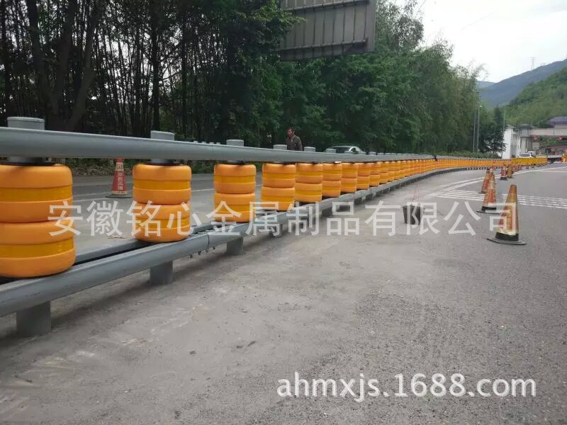 8876990981_1418527525.jpg__pro