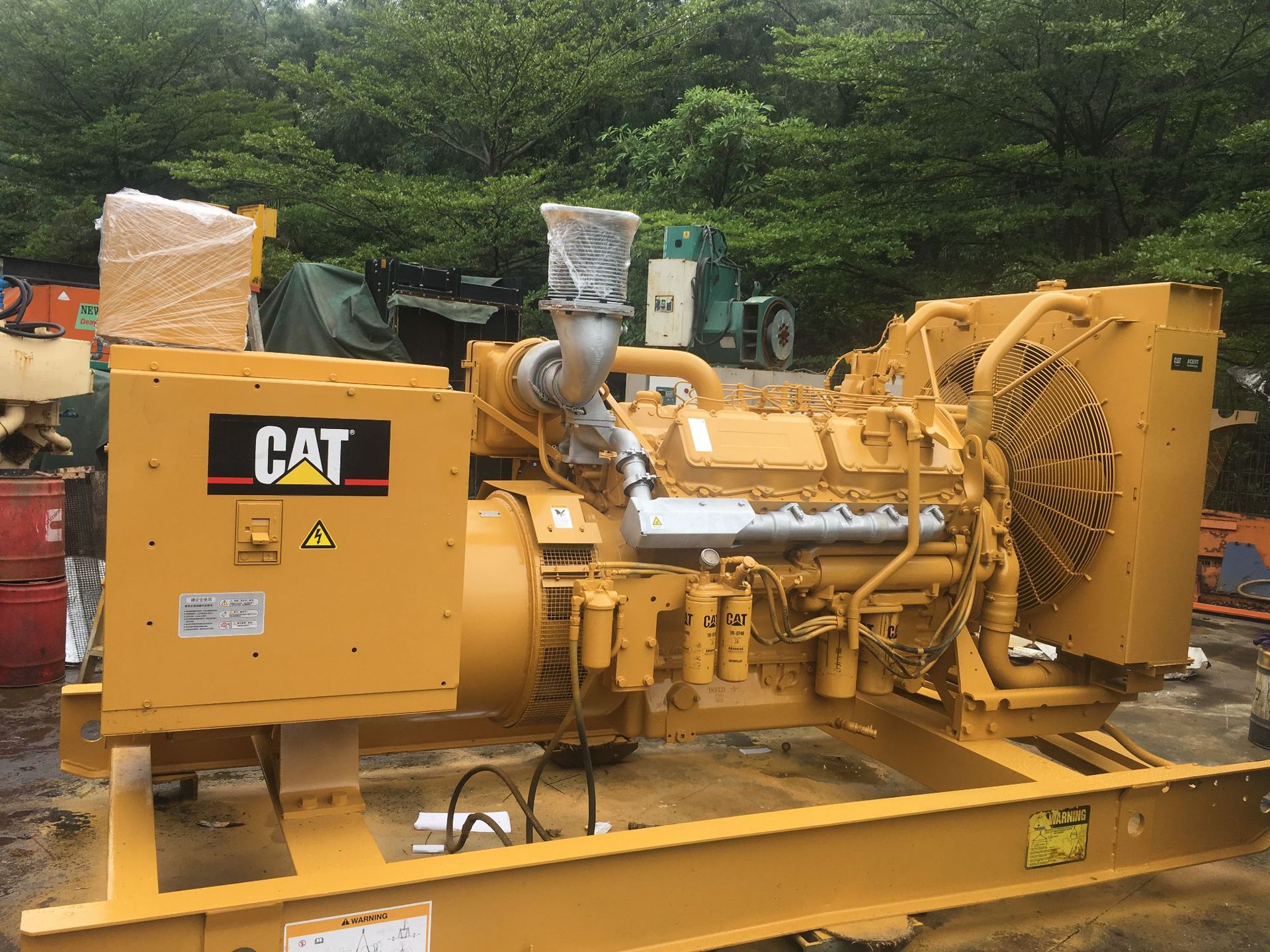 供应卡特彼勒CAT3412柴油发电机组400-520-720KW