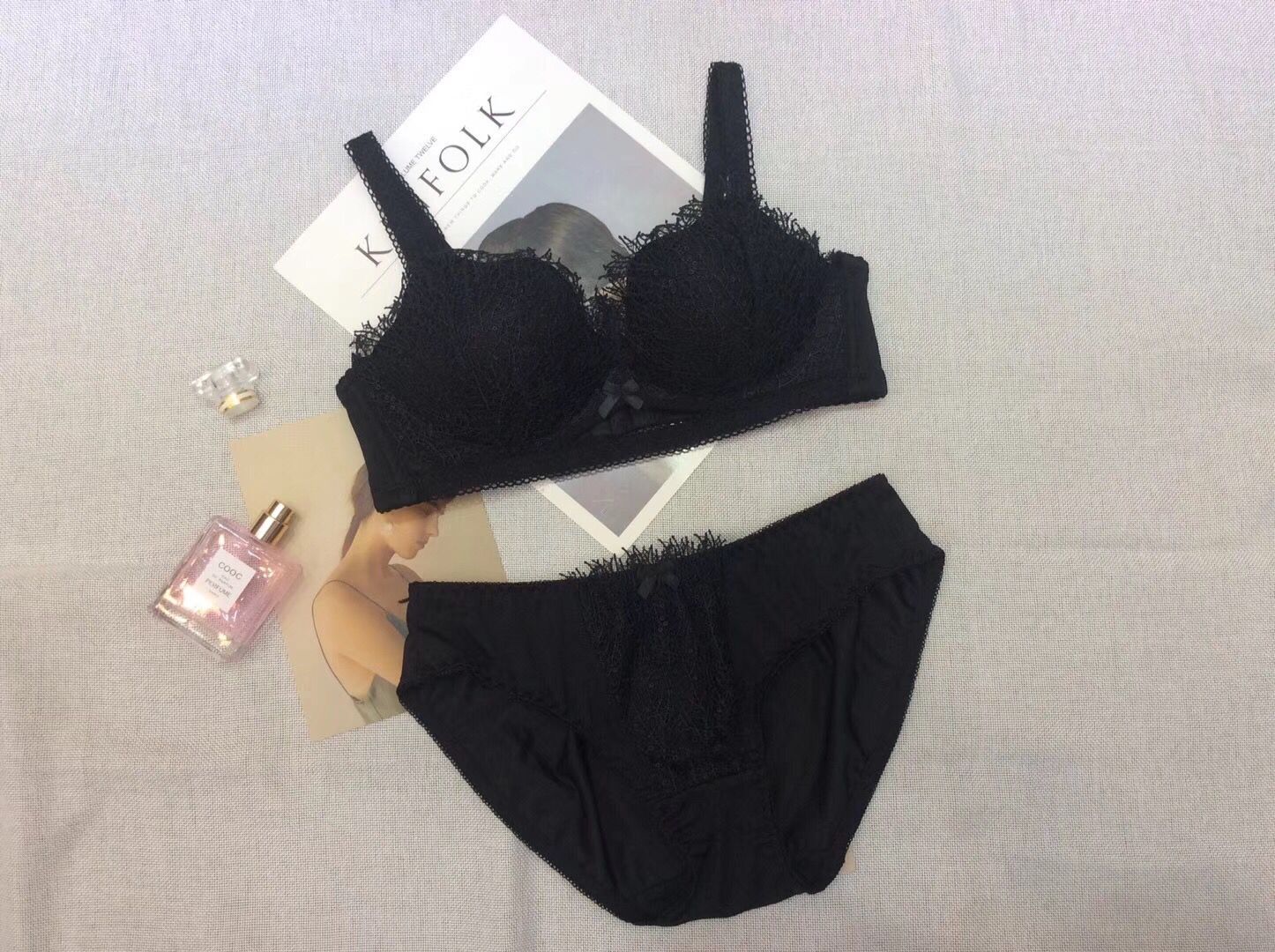 946269F7516D056BA1EC018F5C3D92