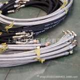 Наша фабрика специализируется на производстве нефтяных труб с высоким содержанием, легкими клеями, а также устойчивая к легкой нефтяной трубке и хорошего качества разумны.