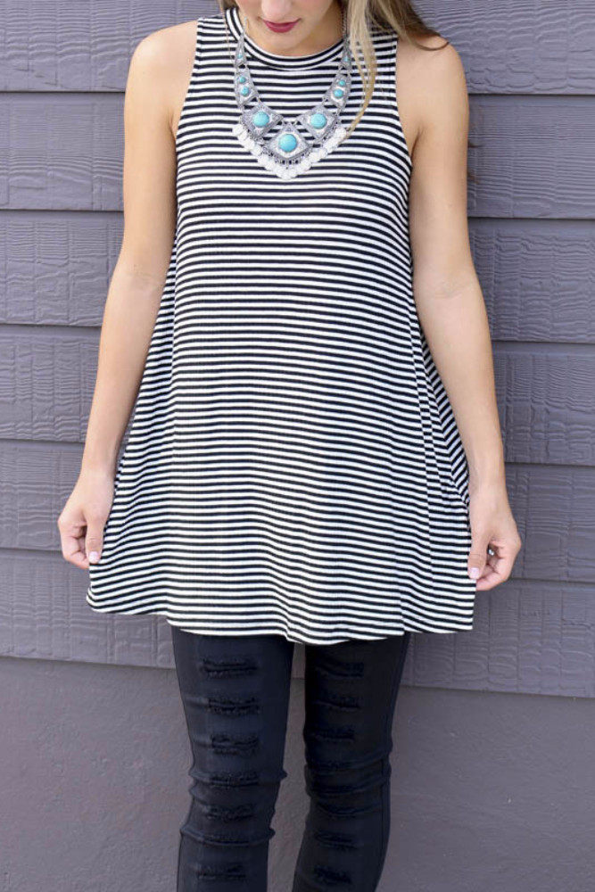 Womens Striped Sleeveless Dress Summer Fashion Round Neck Comfortable Fabric Casual Wear Wholesale Available