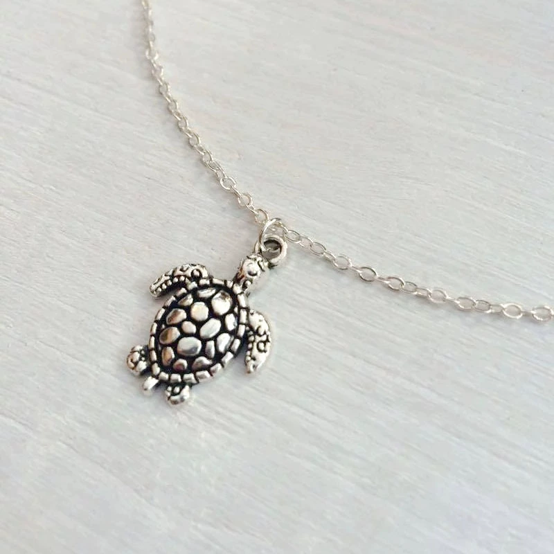 Retro metal pendant necklace, boho style, alloy chain, length 45+5 cm (silver/golden)