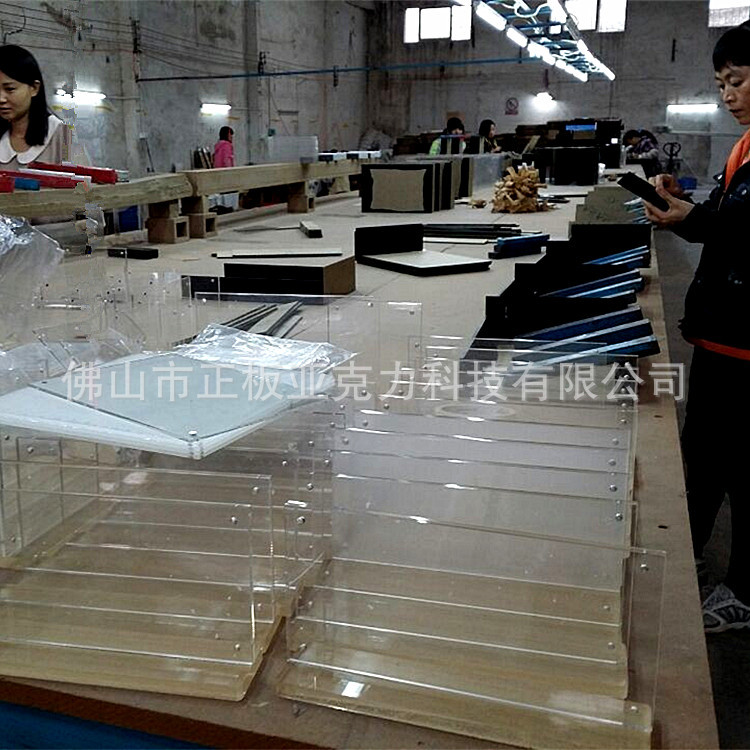加工裁切亚克力板材 按照客户要求定制加工 厂家原材料品质有保障