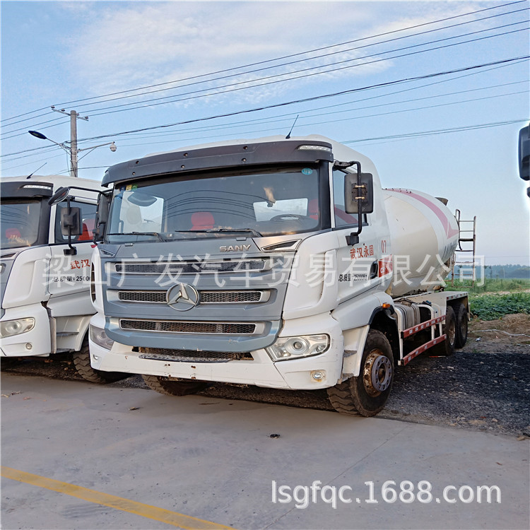 Бетоносмеситель Sinotruk HOWO (Б/У)