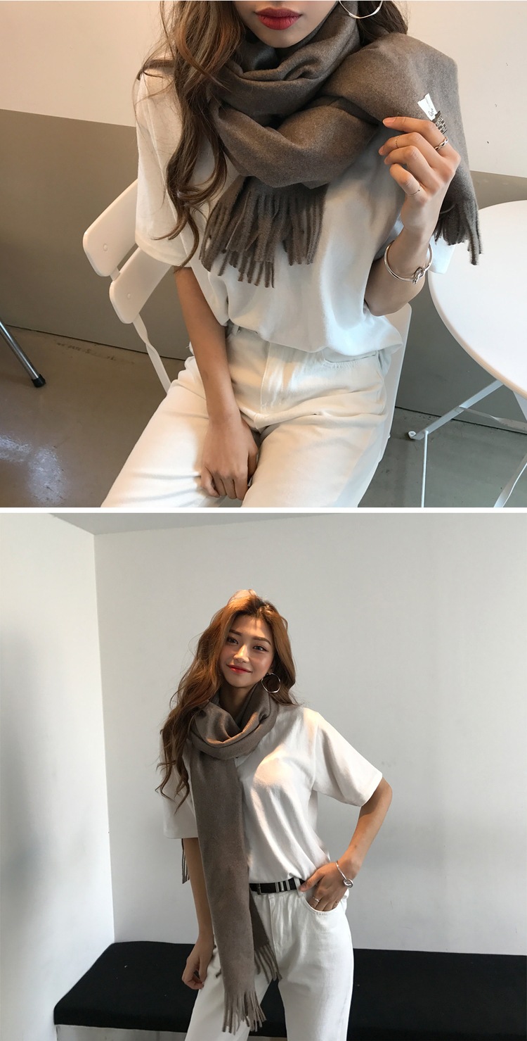Scarf Image 3