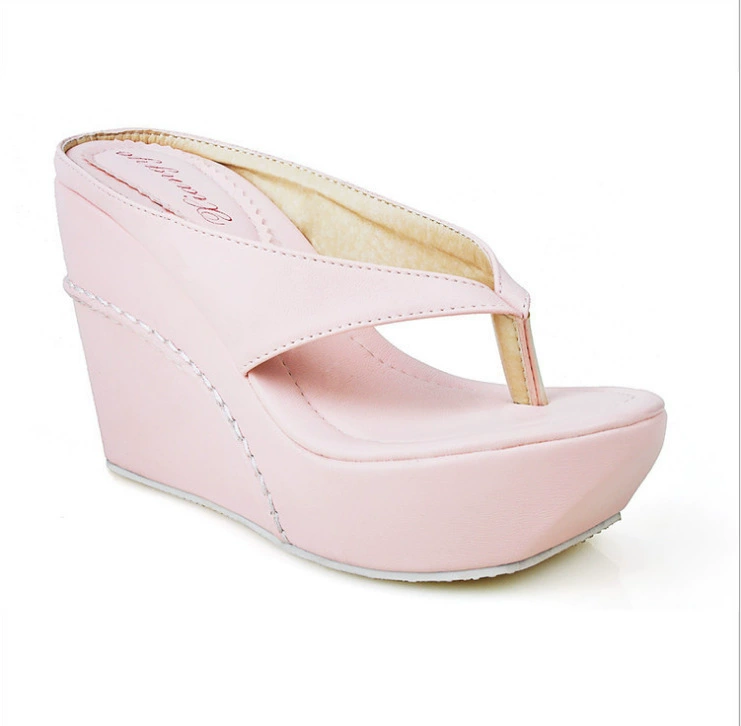 Новые босоножки на танкетке летние шлепанцы на толстой подошве женские босоножки