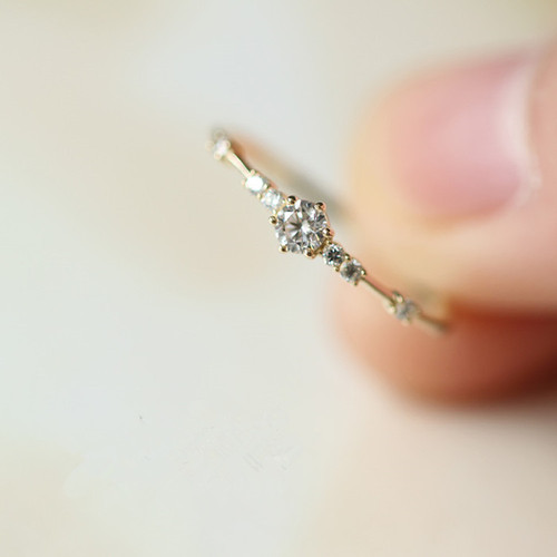 wish hot sale S925 sterling silver plated with 14K gold and 7 small diamonds, extremely slender and exquisite, fresh and fresh, Japanese foreign trade model