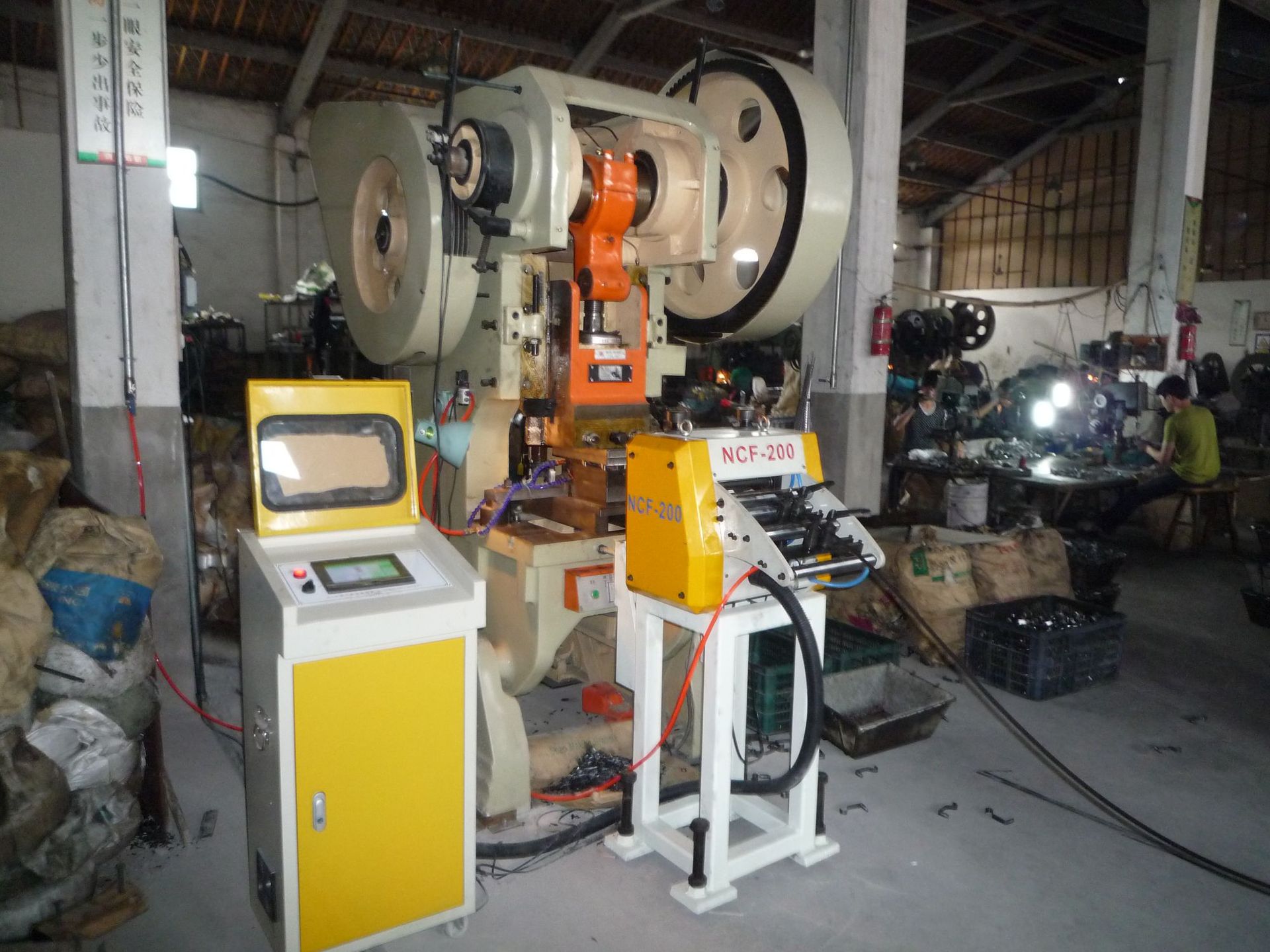 丰甲机械 NC冲床送料机 数控送料机 伺服滚轮送料机