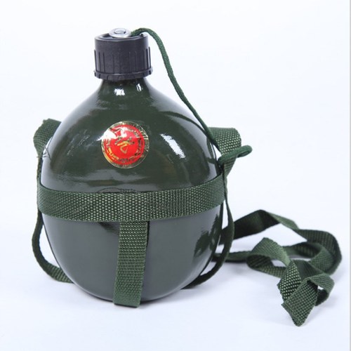 Wholesale Vintage Military Green Water Bottle, Aluminum Design for Outdoor Enthusiasts & Travelers, Thickened, High-Capacity Flask—Perfect for Drill Training and Outdoor Adventures