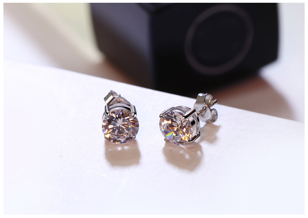 Earrings Image 11