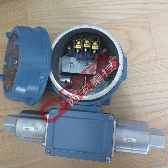UE差压开关 J120K-S147B 过滤器差压控制器 美国原装进口差压开关