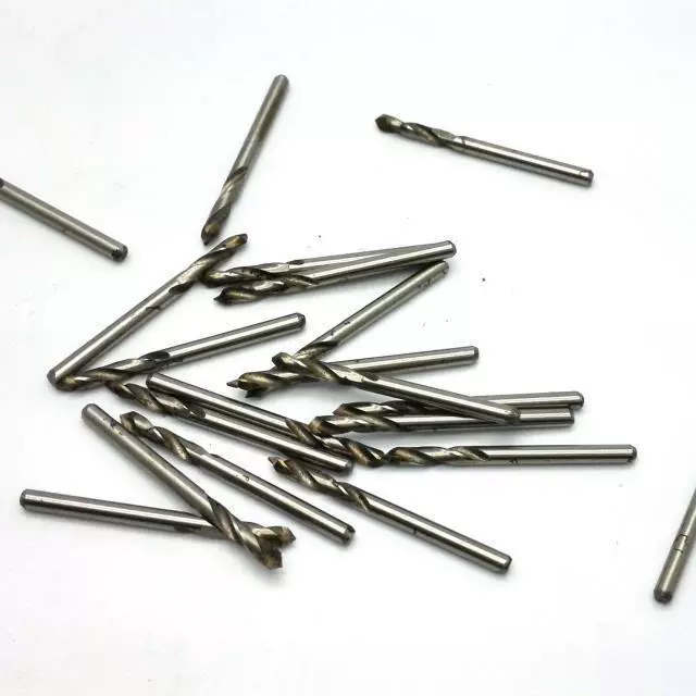 Машина с тремя отверстиями для сверлильный станок формовочная Машина маленькое сверло Liangyou MasterCard аксессуары для оборудования для очков